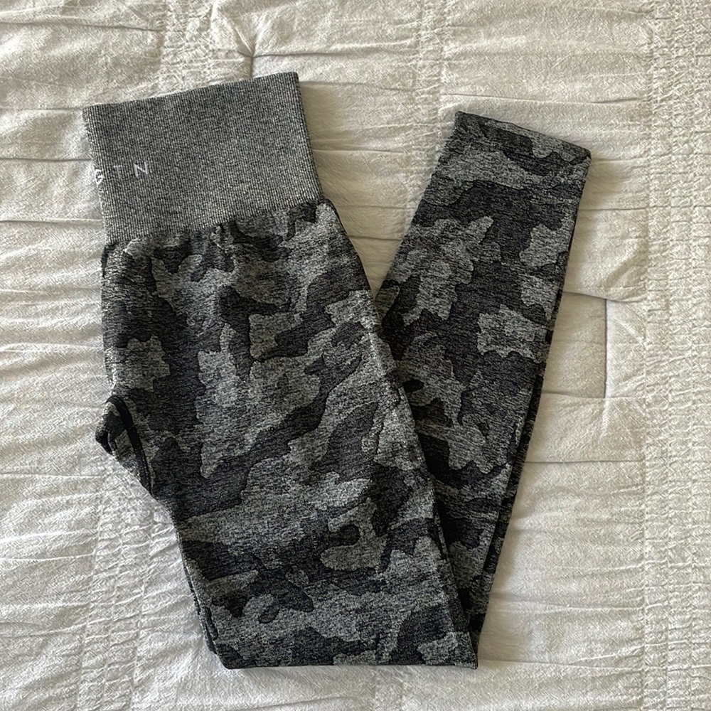 NVGTN Camo Seamless Leggings